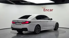 2022 BMW 5-Series 530i M Sport Package — фото 2