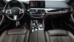 2022 BMW 5-Series 530i M Sport Package — фото 7