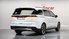 2023 Kia Carnival Gasoline 7-Seater Signature — фото 2