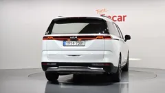 2023 Kia Carnival Gasoline 7-Seater Signature — фото 4