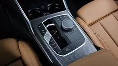 2023 BMW 3-Series 320i M Sport — фото 9