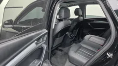 2022 Audi Q5 40 TDI Quattro Sportback — фото 12