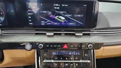 2023 Kia Carnival Diesel 7-Seater Signature — фото 14