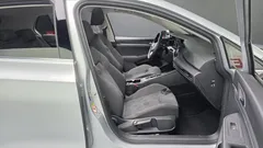 2022 Volkswagen Golf 2.0 TDI Prestige — фото 11