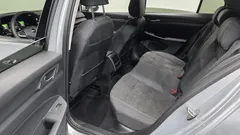 2022 Volkswagen Golf 2.0 TDI Prestige — фото 12
