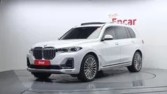 2022 BMW X7 xDrive 40d Design Pure Excellence 7-Seater — фото 3