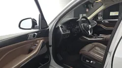 2022 BMW X7 xDrive 40d Design Pure Excellence 7-Seater — фото 10