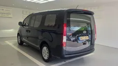 2023 Hyundai Staria Cargo 5-Seater — фото 4