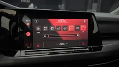 2022 Volkswagen Golf 2.0 TDI Premium, чёрный — фото 17