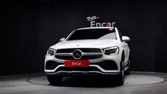 2021 Mercedes-Benz GLC-Class GLC300e 4MATIC Coupe — фото 3