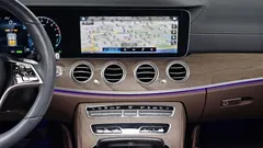 2023 Mercedes-Benz E-Class E300e 4MATIC Exclusive — фото 17