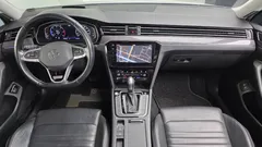 2021 Volkswagen Passat 2.0 TDI 4Motion Prestige, белый — фото 7