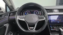 2021 Volkswagen Passat 2.0 TDI 4Motion Prestige, белый — фото 17