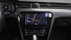 2021 Volkswagen Passat 2.0 TDI 4Motion Prestige, белый — фото 18