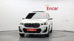 2024 BMW X1 xDrive 20i M Sport, белый — фото 3