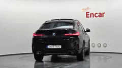 2023 BMW X4 xDrive20i M Sport, чёрный — фото 4