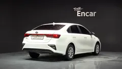 2021 Kia K3 Standard, белый — фото 2