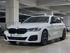 2023 BMW 5-Series 530i xDrive M Sport Package — фото 11