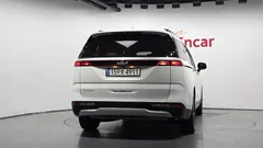 2023 Kia Canival Gasoline 9-Seater Prestige — фото 4