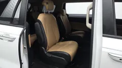 2023 Kia Canival Gasoline 9-Seater Prestige — фото 11