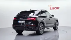 2022 Audi Q5 40 TDI Quattro Sportback — фото 2