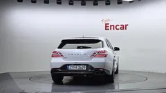 2023 Genesis G70 Gasoline 2.0T 2WD, белый — фото 4