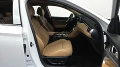 2023 Genesis G70 Gasoline 2.0T 2WD, белый — фото 11