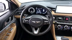 2023 Genesis G70 Gasoline 2.0T 2WD, белый — фото 13