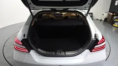 2023 Genesis G70 Gasoline 2.0T 2WD, белый — фото 20