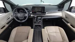 2023 Toyota Sienna 2.5 Hybrid AWD, серый — фото 7