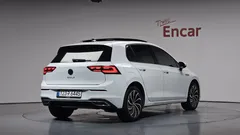 2023 Volkswagen Golf 2.0 TDI Prestige, белый — фото 2