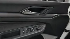 2023 Volkswagen Golf 2.0 TDI Prestige, белый — фото 19