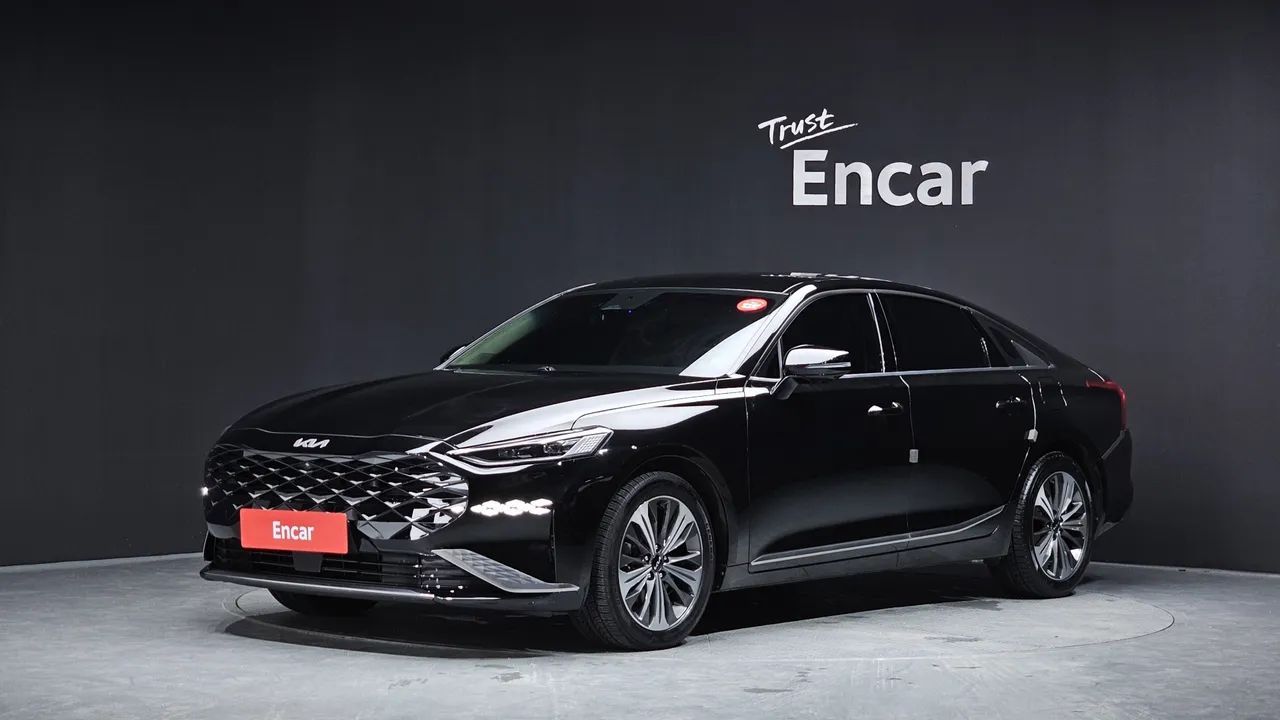 2023 Kia K8 Signature