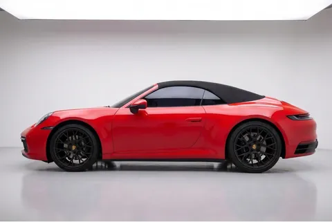 2022 Porsche 911 Carrera Cabriolet