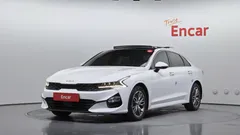 2022 Kia K5 2.0 LPI(Renter car) — фото 1