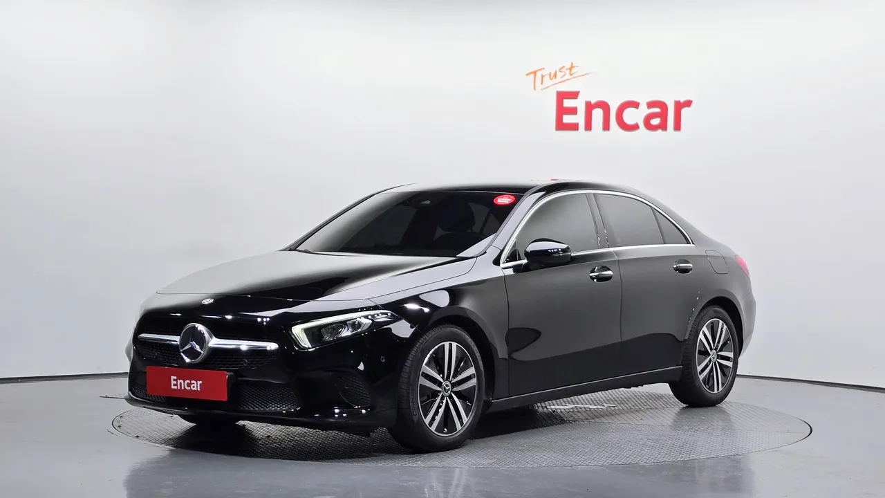 2022 Mercedes-Benz A-Class A220 Sedan