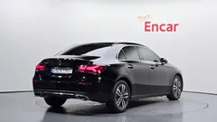 2022 Mercedes-Benz A-Class A220 Sedan, чёрный — фото 2