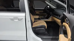 2023 Kia Carnival Gasoline 9-Seater Prestige — фото 11