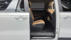 2023 Kia Carnival Gasoline 9-Seater Prestige — фото 12