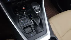 2022 Toyota RAV4 2.5 2WD Hybrid, белый — фото 9
