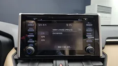 2022 Toyota RAV4 2.5 2WD Hybrid, белый — фото 15