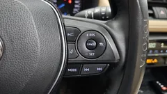 2022 Toyota RAV4 2.5 2WD Hybrid, белый — фото 16