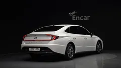 2022 Hyundai Sonata 2.0 — фото 2