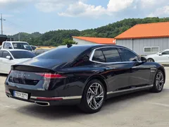2023 Genesis G90 Gasoline 3.5 Turbo AWD — фото 4