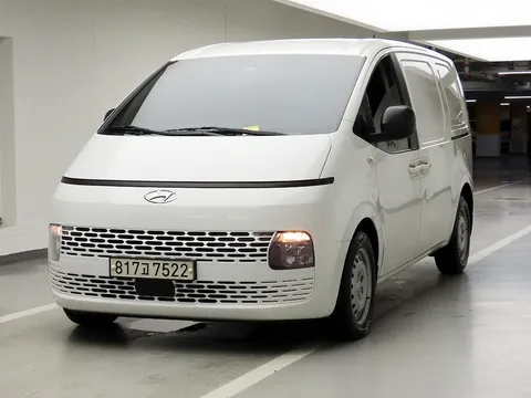 2022 Hyundai Staria Cargo 3-Seater