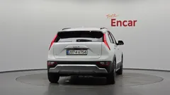 2024 Kia Niro Prestige — фото 4