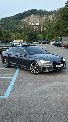 2022 Audi A5 40 TFSI Quattro Premium Sportback — фото 2