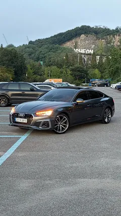 2022 Audi A5 40 TFSI Quattro Premium Sportback — фото 3