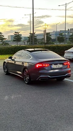 2022 Audi A5 40 TFSI Quattro Premium Sportback — фото 5