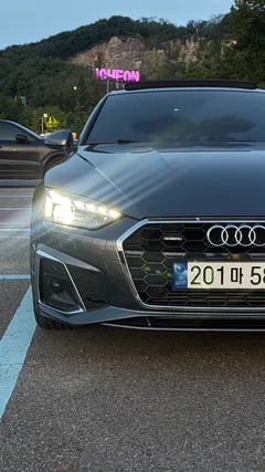 2022 Audi A5 40 TFSI Quattro Premium Sportback — фото 17